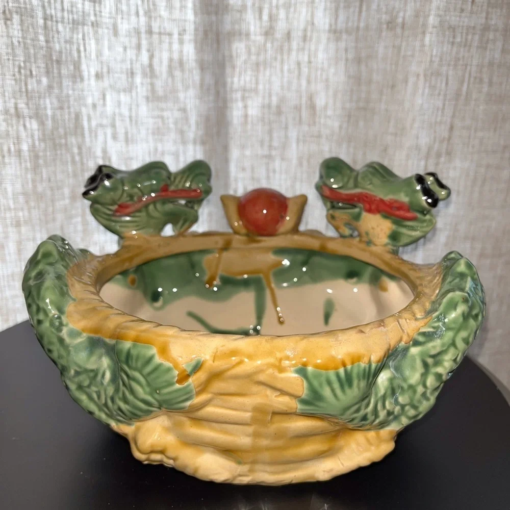 Vintage Majolica style Chinese dragon Pottery planter bowl